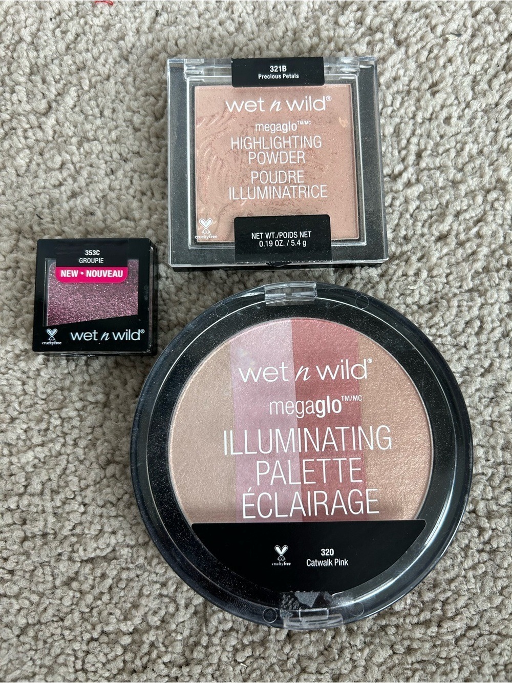 wet n wild Megaglo Illuminating Palette & Highlight Powder & glitter eyeshadow